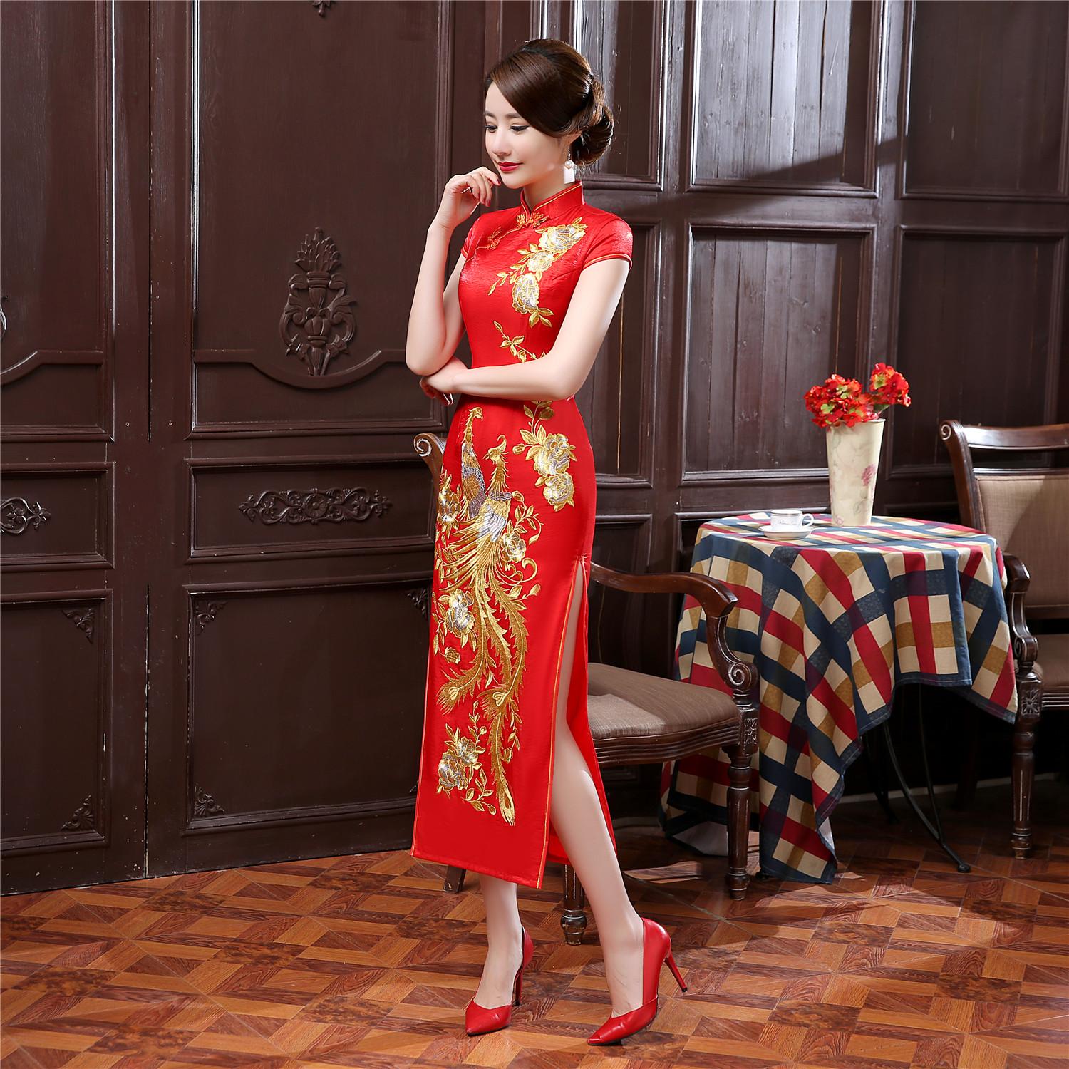 phoenix-embroidery-long-cheongsam-dress-china